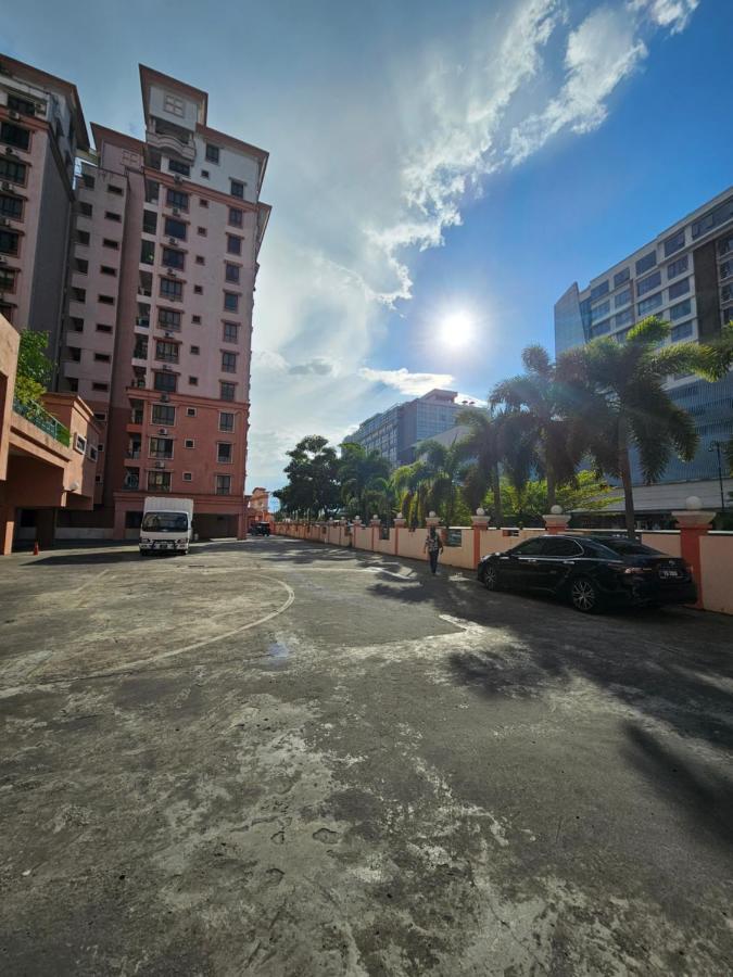 Marina-A38 Kk Centre Homestay Kota Kinabalu Eksteriør billede