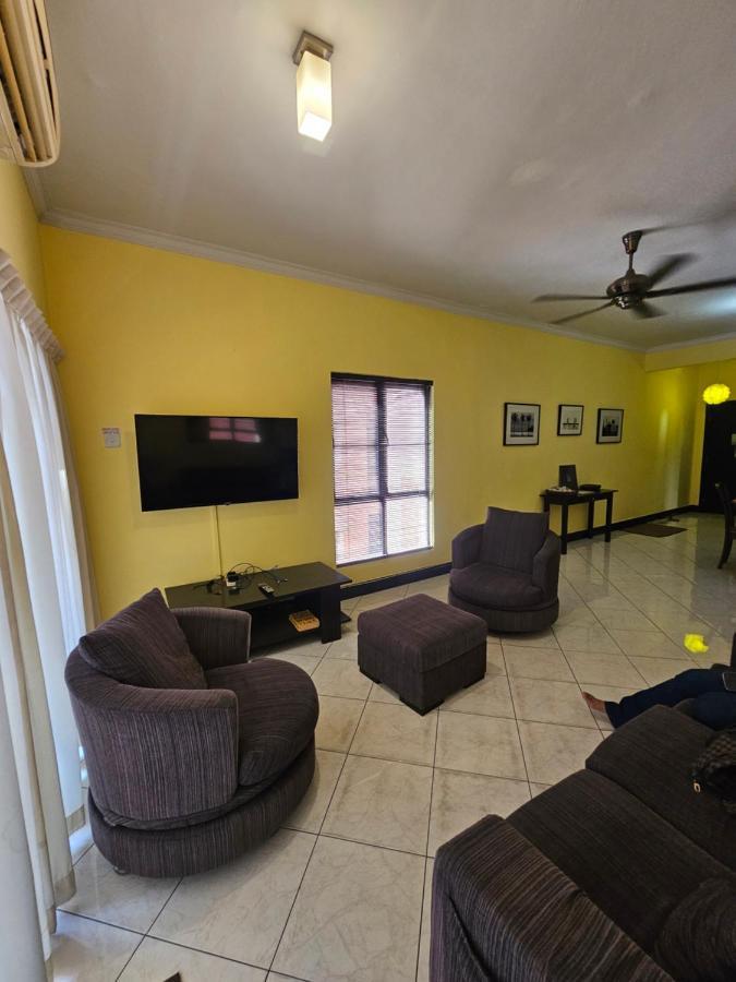 Marina-A38 Kk Centre Homestay Kota Kinabalu Eksteriør billede